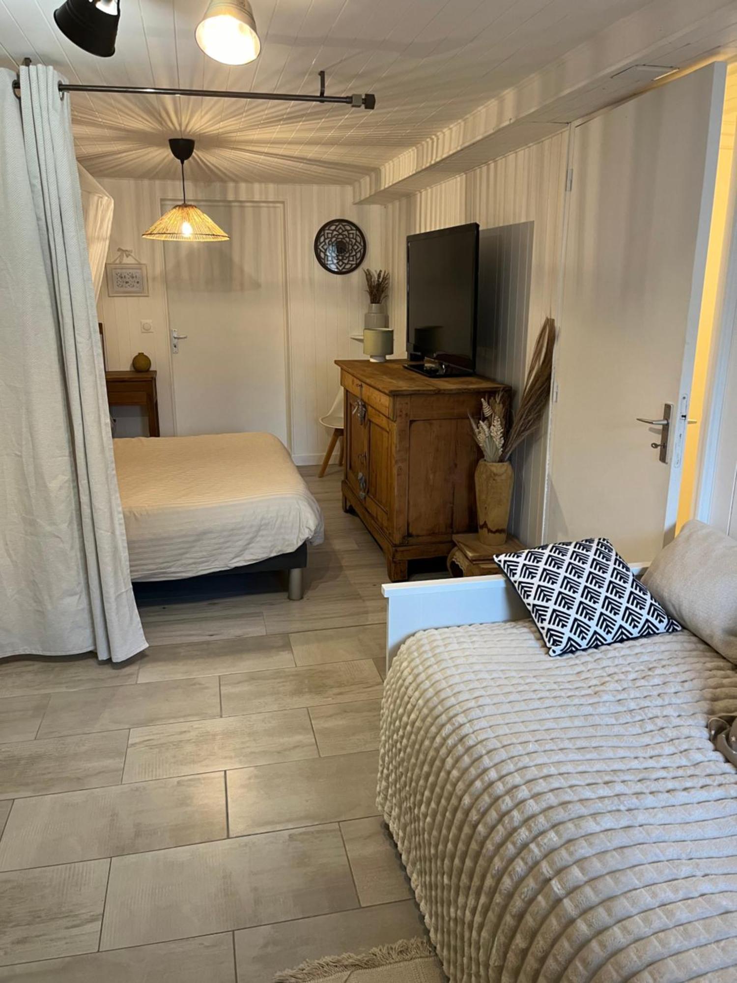 Logement Icare 5Km De Crolles, Soitec , St Lumbin Exterior foto