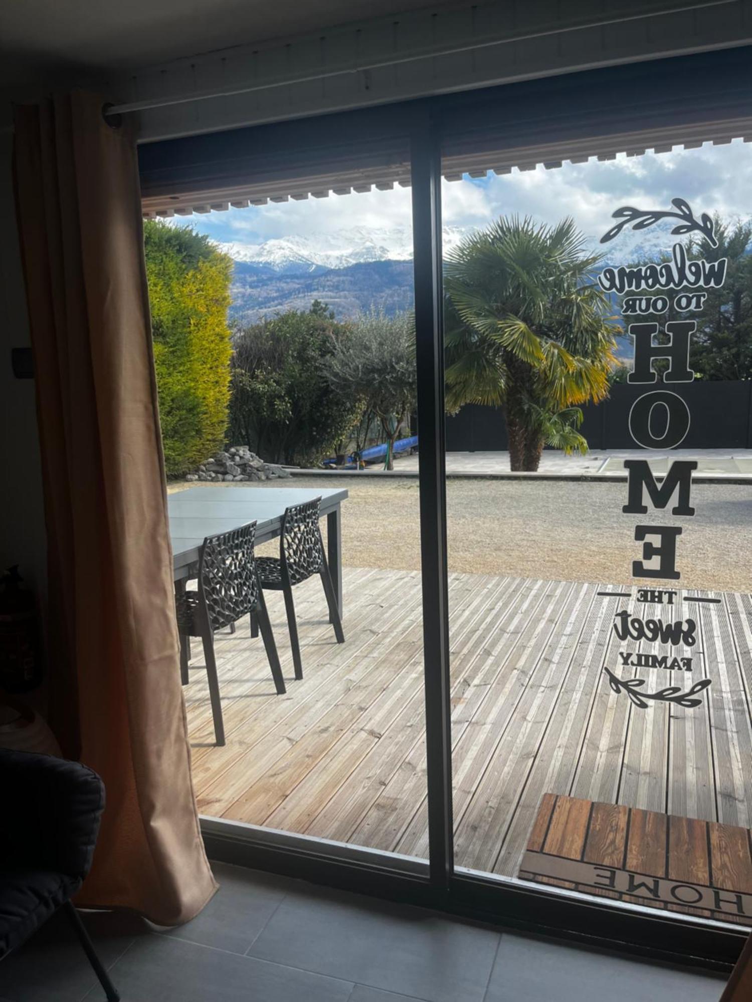 Logement Icare 5Km De Crolles, Soitec , St Lumbin Exterior foto