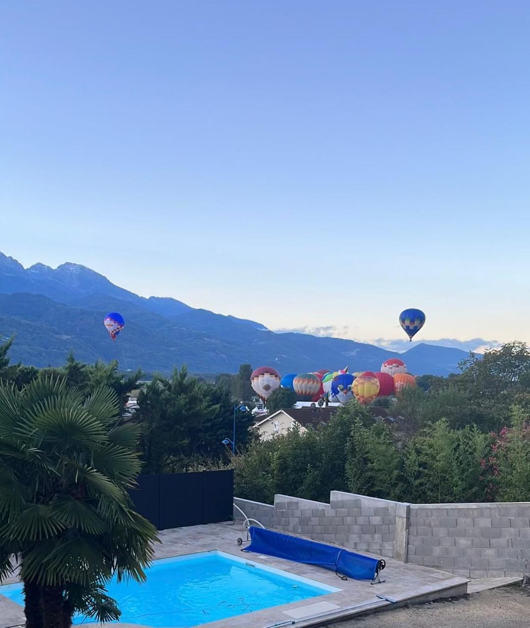 Logement Icare 5Km De Crolles, Soitec , St Lumbin Exterior foto